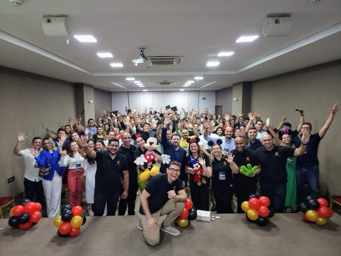 Fortaleza recebeu imersão inspirada no Jeito Disney e prometeu transformar o atendimento no Ceará